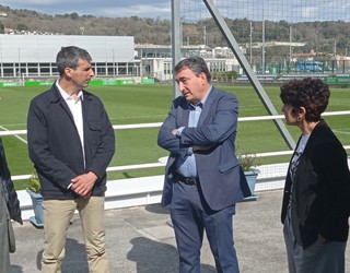 Hondartzako lurren desafekzioan Madrilen PSOErekin hitzemandako akordioa gauzatzeko «egutegi zehatza» eskatu dio Abotsanitzek EAJri