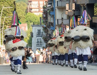 Irungo Udalak Euskal Jiraren antolakuntza «aldebakarrez bereganatzeko» hartu duen erabakia salatu du EH Bilduk