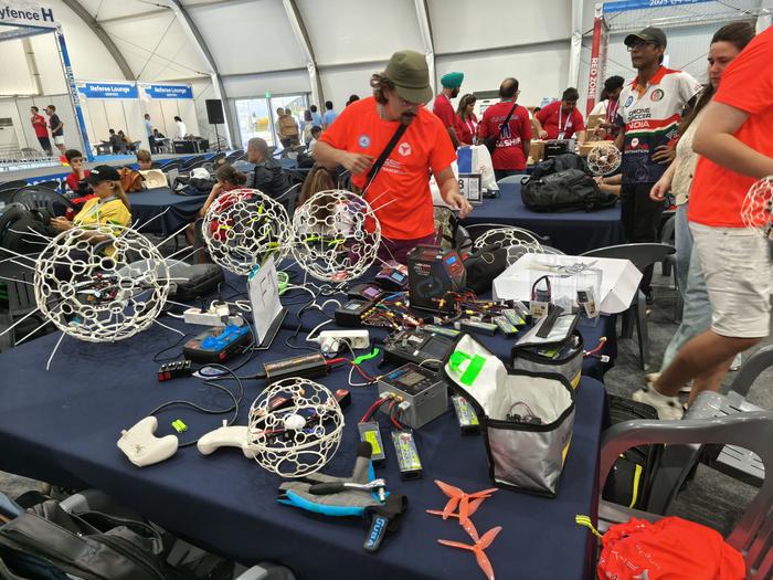 Bidasoa lanbide heziketako zentroa Hego Korean egon da Drone Soccer munduko kopan