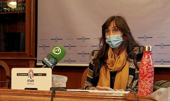 Lesbianen kolektiboaren manifestuarekin bat ez egiteko EH Bilduk emandako argudioak hutsalak direla salatu du Berdintasun ordezkariak