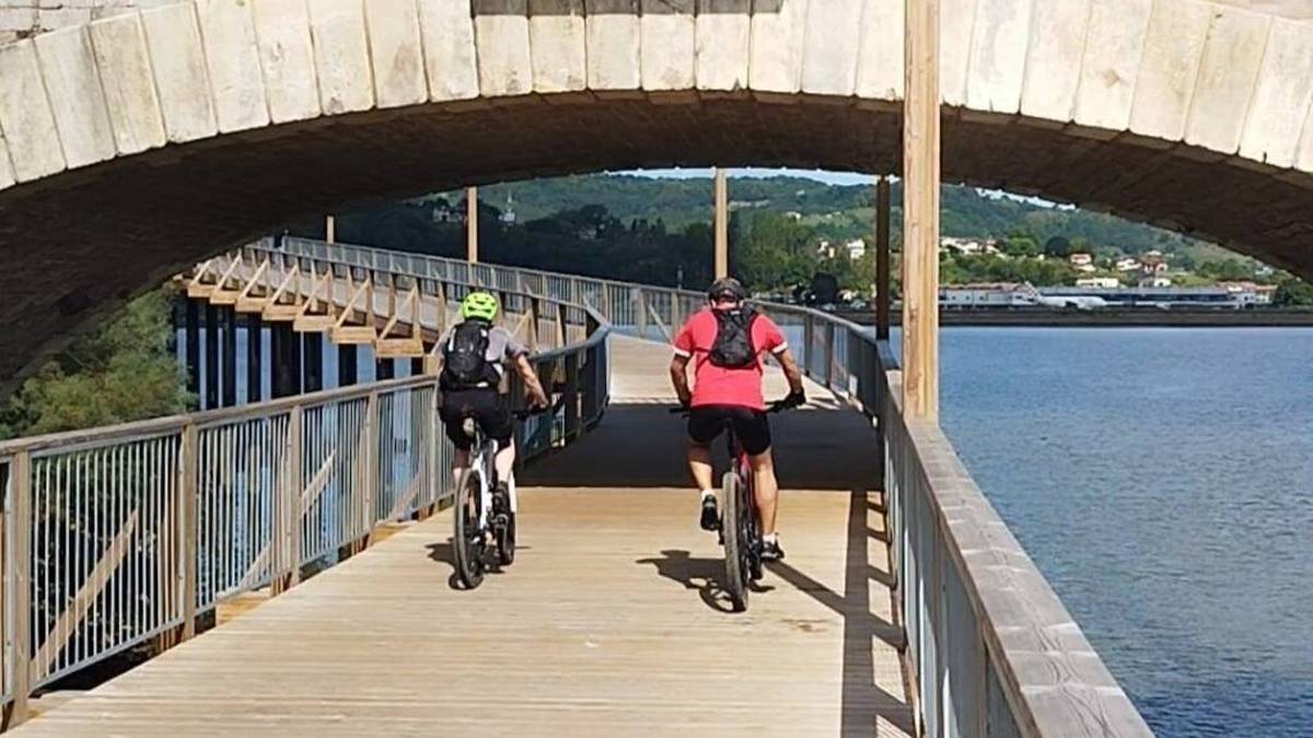 Bidasoa-Txingudi mugaz gaindiko partzuegoak, bizikleta ibilbide gidatuak antolatu ditu