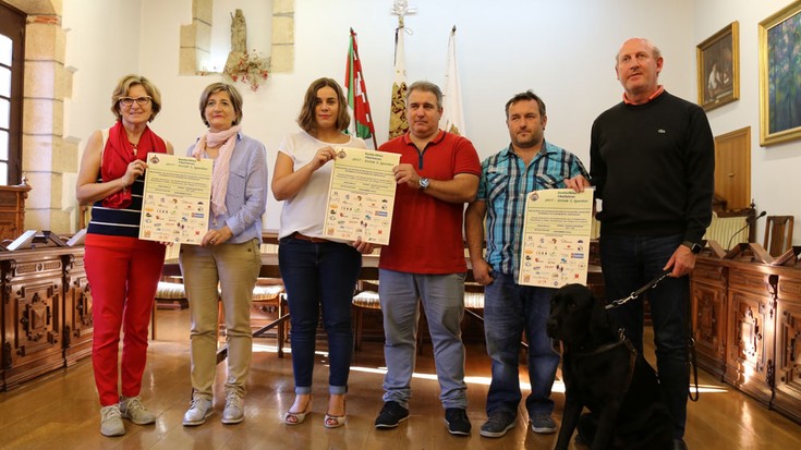 Hondarribiko Udalak diruz laguntzen dituen kooperazio eta garapen proiektuetan lanean ari diren GKE eta elkarteekin batera, Hondarribia Elkarlanean ek