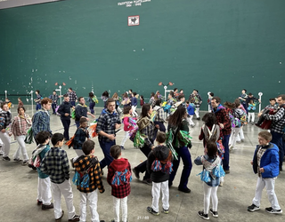 'Puxka-puxka' Arantzan eta mozorroak Igantzin