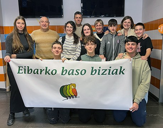 Baso bizien eguna: Eibarko Baso Biziak taldeko kidea den MIKELekin ELKARRIZKETA