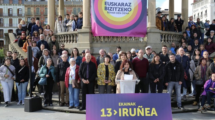 Euskaraz bizitzeko behar den dena aldarrikatzeko Iruñera autobusa antolatu du Bidasoko AEKk