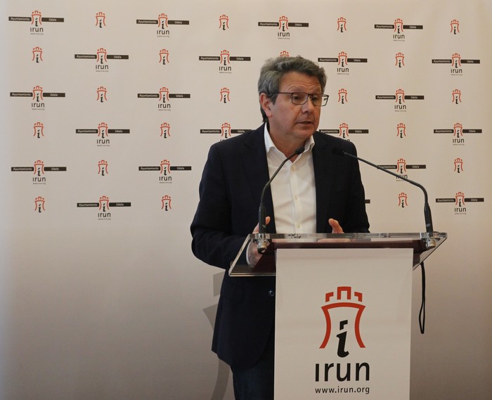 Osasungintzaren politika: airean eraikitzen ez diren anbulatorioetatik parapeto instituzionalera