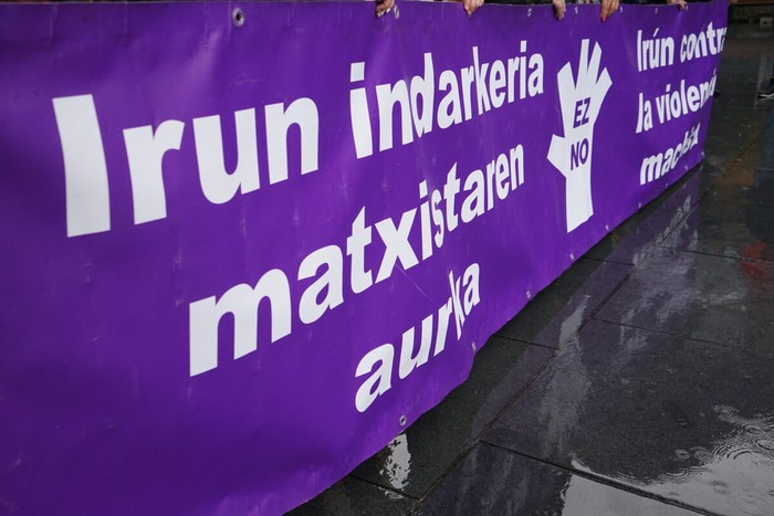 Irunen gertatutako azken sexu-erasoa salatzeko elkarretaratzera deitu dute gaur 19:00etan San Juan plazan