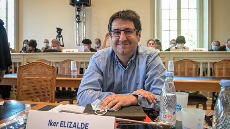 Iker Elizalde: «Ezin dugu segitu lurra artifizializatzen, nahiz eta konsziente garen etxebizitza behar handia dagoela»