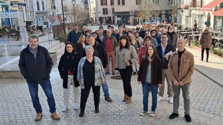 Etxebizitza politika "anbiziosoa" egiteko asmoz ezkerreko alternatiba gisa aurkeztu da Hendaia Biltzen