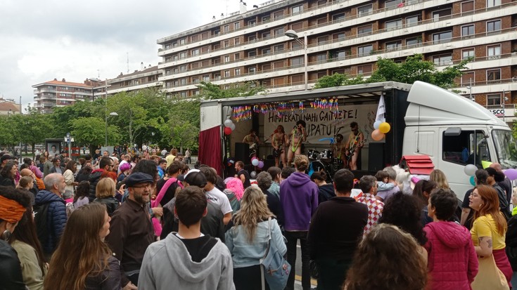 Gazteen etxebizitza arazoa salatu du Jaion festak Irunen