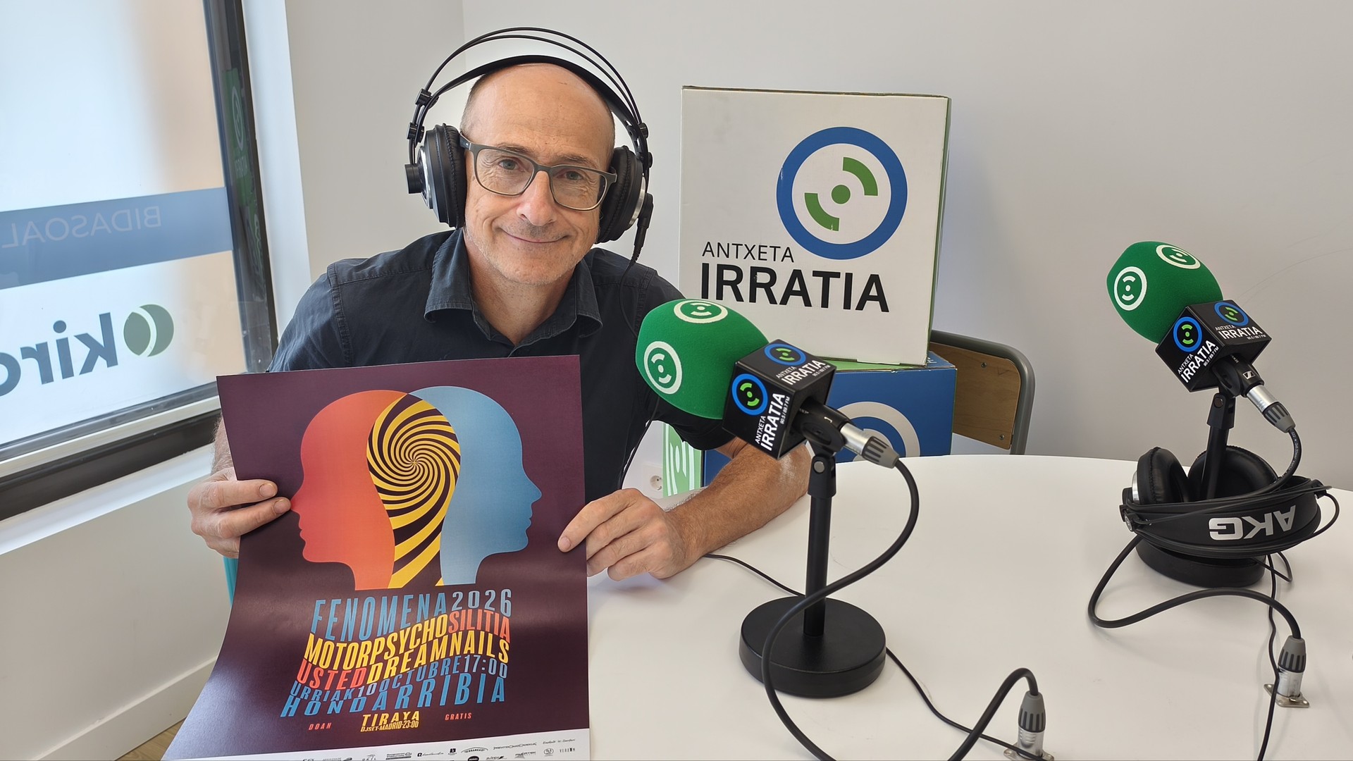 Ernesto Villar: «Fenomena jaialdian atmosfera berezia sortzen da beti, eta sua bizirik mantendu nahi dugu»