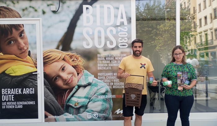 BidaSOS 2030 kanpainaren arrakasta frogatu ondoren, Irungo Erdigunera jarraituko du atez-ate informatzen