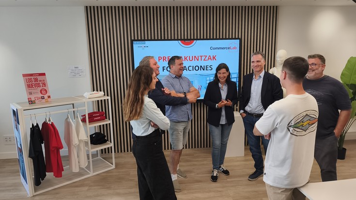Irungo merkatarien lehiakortasuna hobetzeko prestakuntza saioak egingo dituzte Commerce Lab laborategian