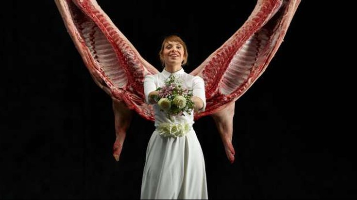 Hika teatroaren eskutik, "Txarriboda" umorez jantzitako obra taularatuko dute bihar Irungo Amaia KZn, iluntzeko 20:00retan