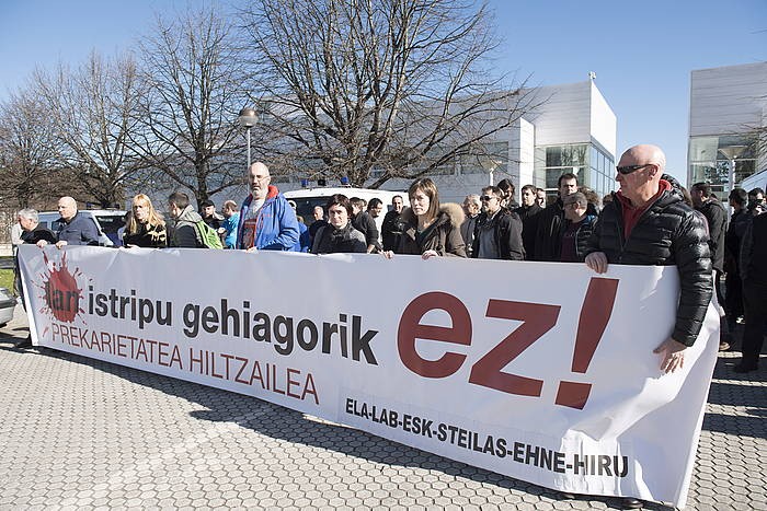 50 urteko langile bat hil da Landetxa-Katea auzoko Plasticos Alai enpresan