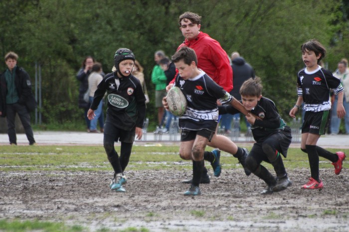 Euskal Herriko eta Errioxako 300 haur bilduko ditu Biok Experiential Shopping Txingudi Badia errugbi eskolen topaketak