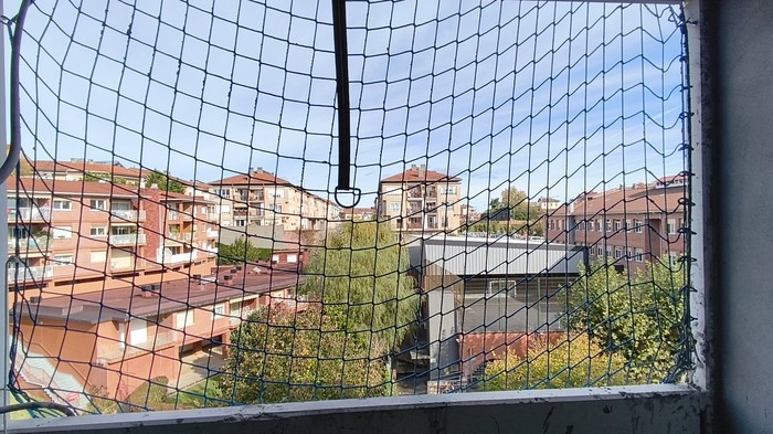 Etxebizitza berriak eraiki bitartean, alokairurako laguntzak eta jabeei pizgarriak proposatu ditu Hondarribiko EAJk