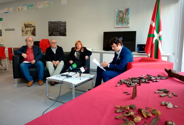 «Izan zirenak eta izango direnak» franquismo garaian errepresialiatutako bidasoako emazteak gogoan