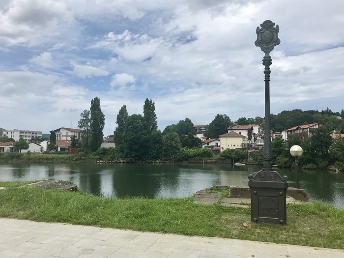Mugako, herritartasuna, mugaz gaindiko lurraldearen ezagutza, oroimena eta elkarbizitza