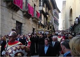 Hondarribia, aste santua eta ohiturak