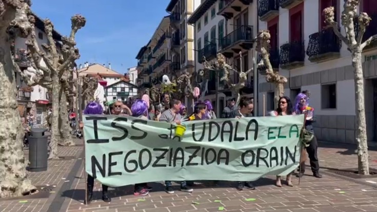 Hondarribiko garbitzaileak 18 eguneko grebaldian sartu dira