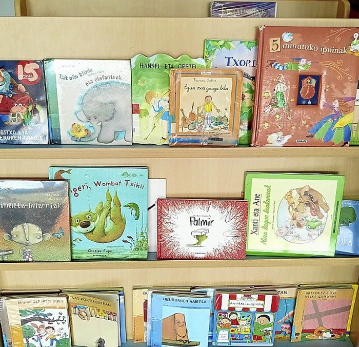 Haur eta gazte literaturak genero berdintasunaren eraikuntzan duen eraginaz zikloa antolatu du Parean elkarteak 