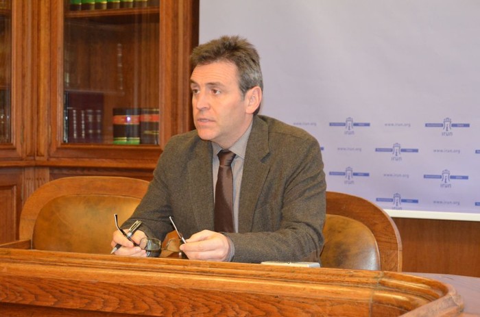 Irungo udal gobernu akordioa kolokan egon daitekeela airean utzi du X.Iridoy jeltzaleak