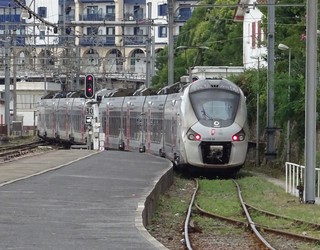Hendaia eta Baiona artean ordu erdiro tren bat izatea eztabaidan Eskualdeko Kontseiluan
