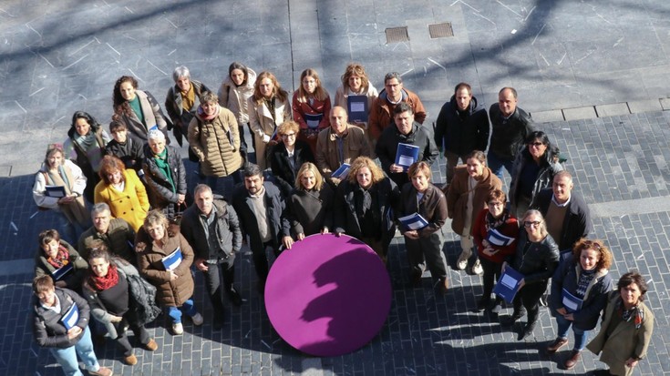 Indarkeria matxistaren aurrean 2018an Gipuzkoan hartutako konpromisoak eguneratzeko lanean dabil Hondarribiko Udala