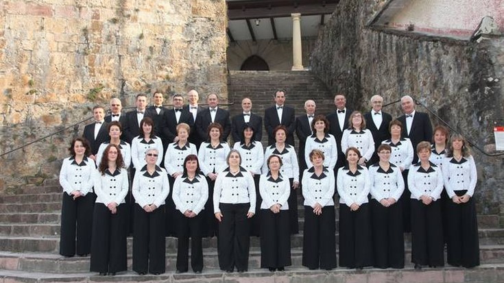 Berako abesbatza donostian izan zen hogeitasengarren urtez, Euskal Herriko Queimadaren kofradian 