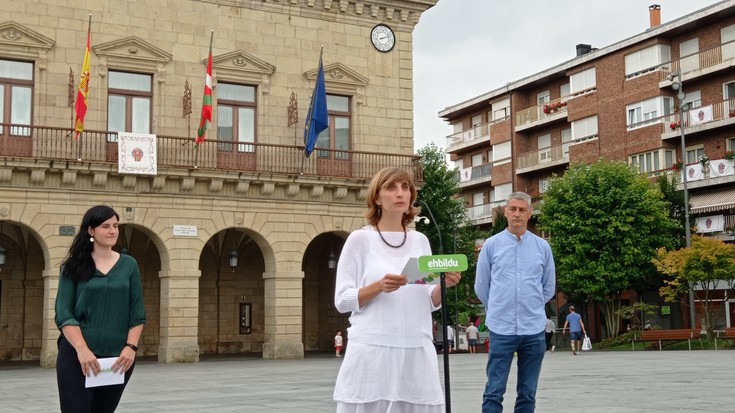 Herritarraren beharrak erdigunean jartzen jarraitzeko akordioetarako prest agertu da EH Bildu Irunen