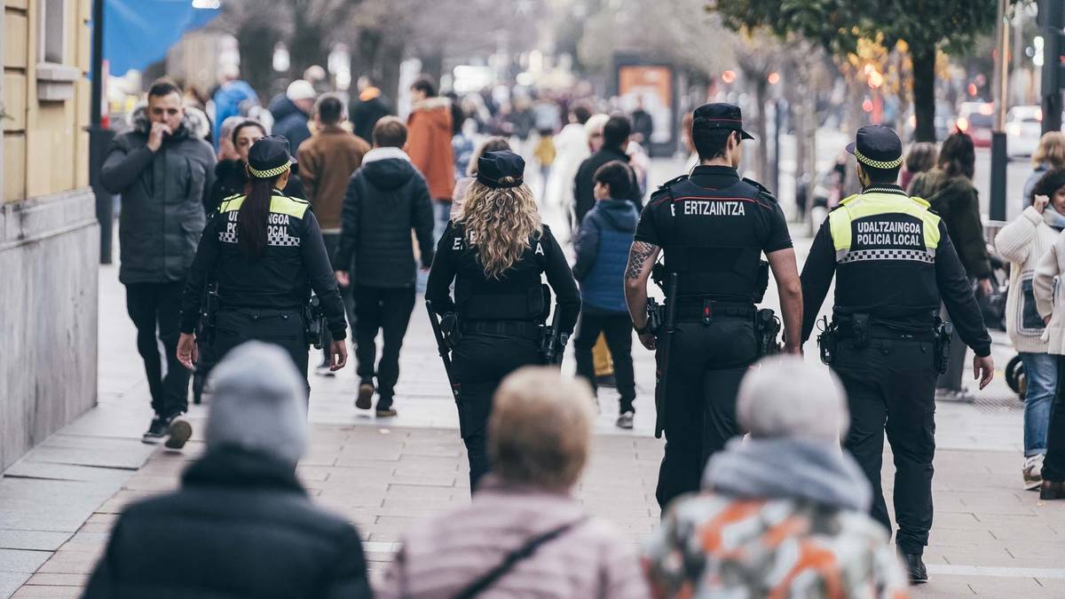 Delituen kopurua %30 apaldu da gabonetan, Irungo Udaltzaingoa eta Ertzaintzaren elkarlanari esker