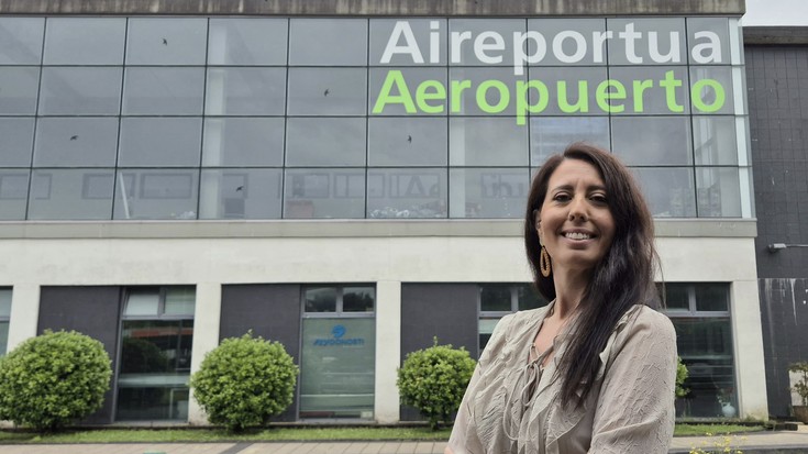Aireportua eta Donostia arteko udako E30 linea geratzeko iritsi da