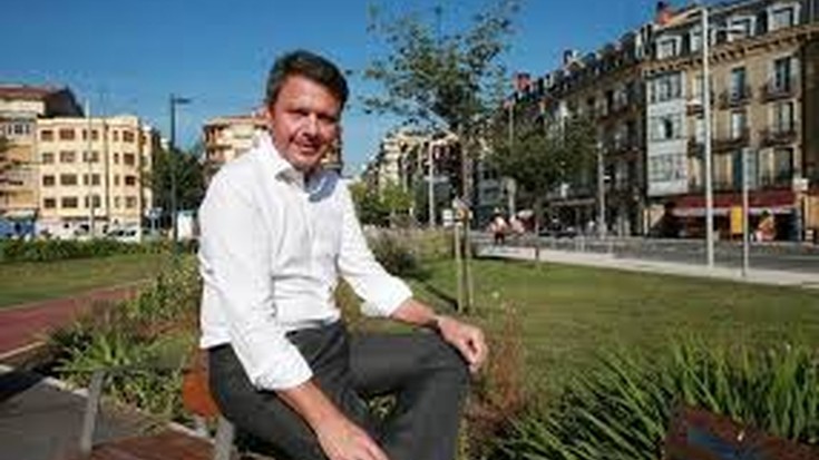 Santanok irabazi ditu hauteskundeak baina Iridoy aldaketa lidertzeko prest 