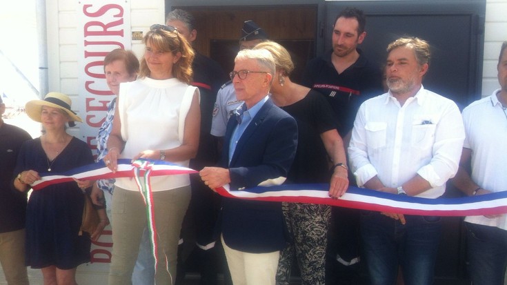 Behar eta zerbitzu guztiak prest ditu Hendaiako hondartzak