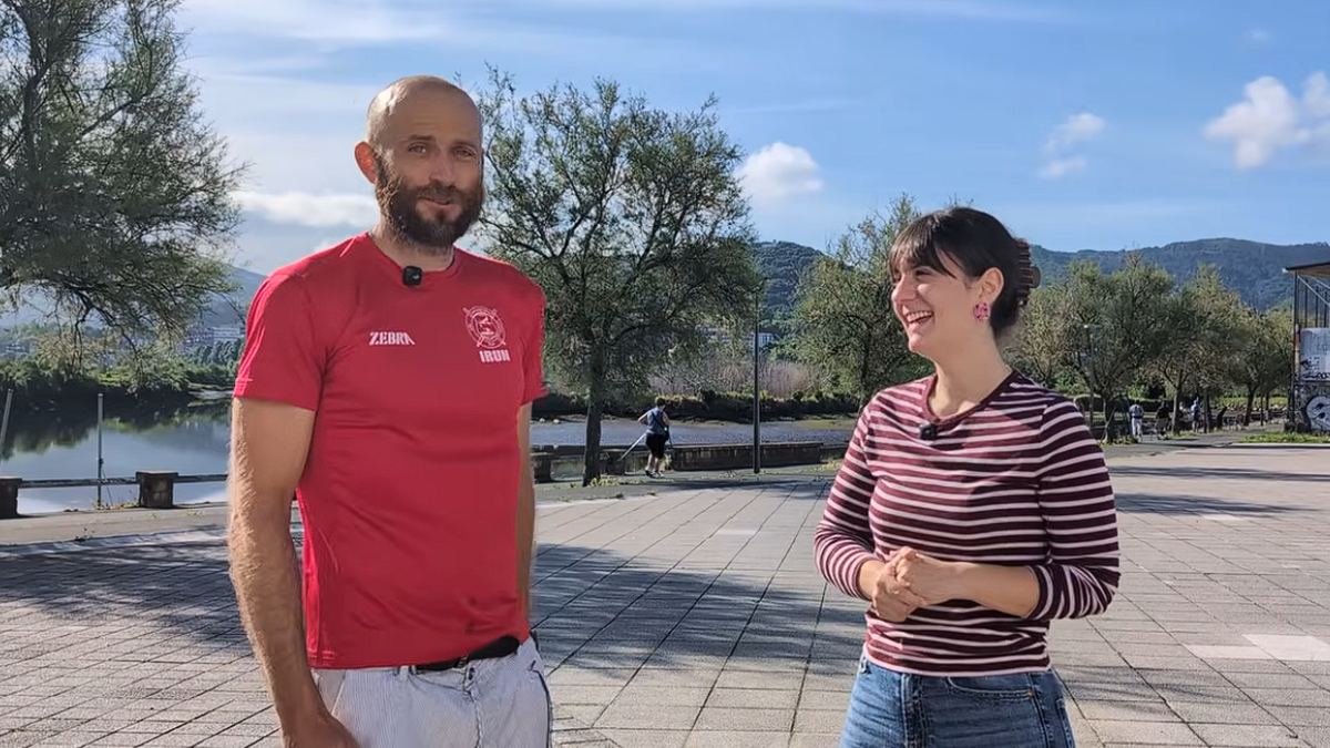 Ibon Uharte: «Kluba sortu zenetik urtero egin dugu Bidasoako Jaitsiera, eta aurten suertatu da migratzaileen omenez Urmugaren Urtantarekin bat egitea»
