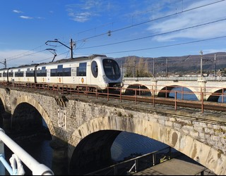 Irungo Nazioarteko zubiko Topoaren trenbidea berrituko dute 2027an