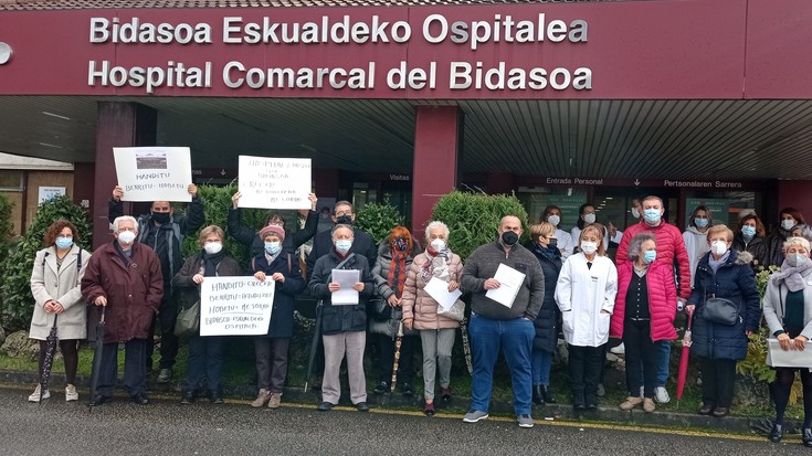 Ospitalea berritu ez ezik «handitzeko» mobilizatzera deitu du eratu berri den Osasun Bidasoa plataformak