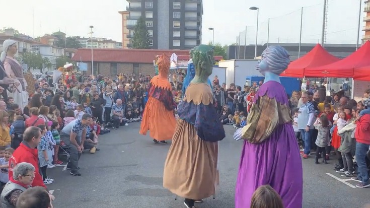 Asteburu honetan Larreaundin hasiko dute Irungo auzoetako festen itzulia