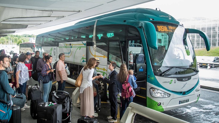Ekainaren 20an aireportuko E30 autobus zuzena jarriko dute martxan berriz ere