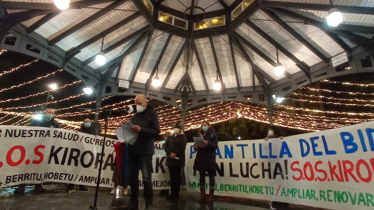 Bidasoa, Bortziriak eta Oarsoaldea artatuko duen ospitale handiago baten alde mobilizatu dira 2.000 pertsona Irunen