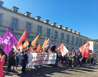 “Austeritate politiken” aurka greba eguna da gaur Ipar Euskal Herriko funtzio publiko eta pribatuan