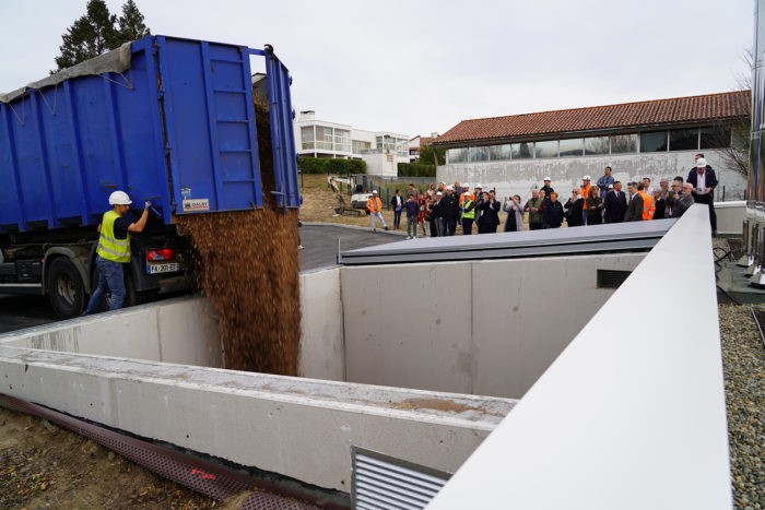 Irandatzeko biomasa bero-sare berria martxan jarri dute ofizialki