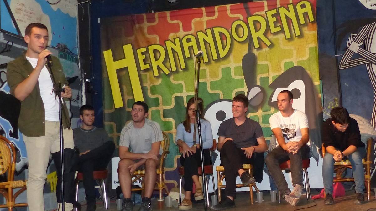 Irati Alcantarilla nagusi Hernandorena bertso sariketaren bigarren saioan