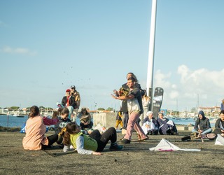 Hauteskundeek, nazioarteko egoerak eta gaztetxeko gorabeherek Kaneta portua hartu zuten Hendaiako ihauteri herrikoien kari