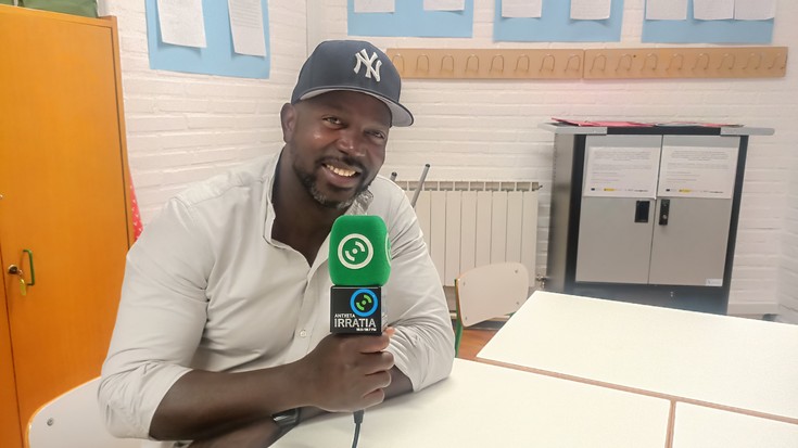 Uhinak Koloretan: Ousmane Kologo (Burkina Faso)