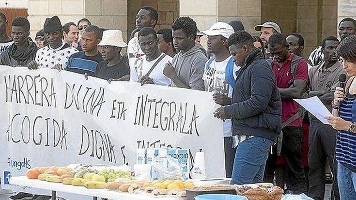 Afrika: jendeei hesiak eta ondasunei alfonbra gorria ?