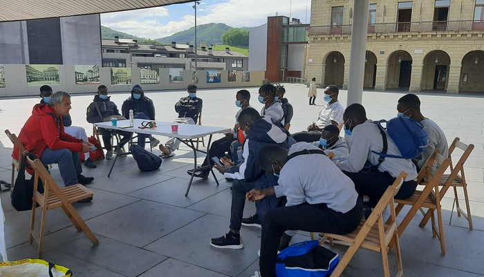 Migranteak errezibitzeko Kontigentzia Plana ekainean berriz aktibatzeko prest legoke Eusko Jaurlaritza