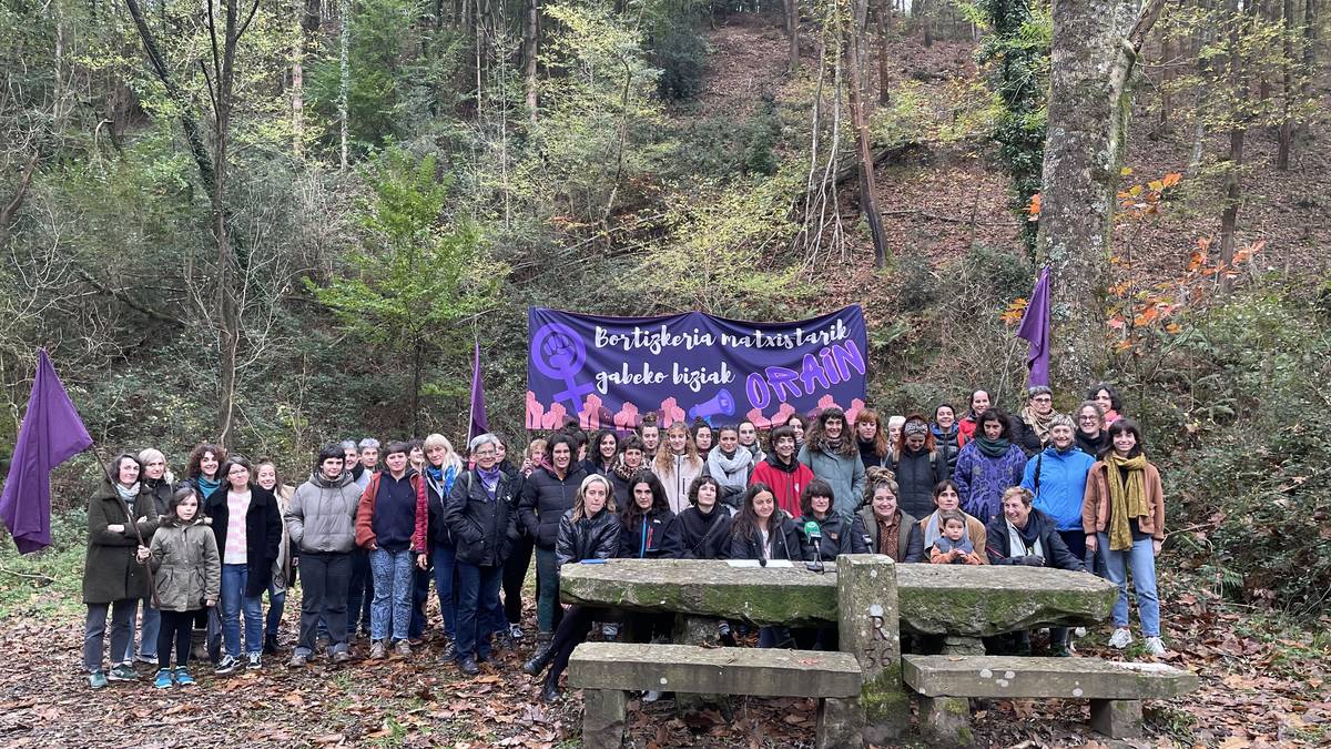 «Feministon aurkako oldarraldia» gelditzeko indarrak batu dituzte Lizuniagan