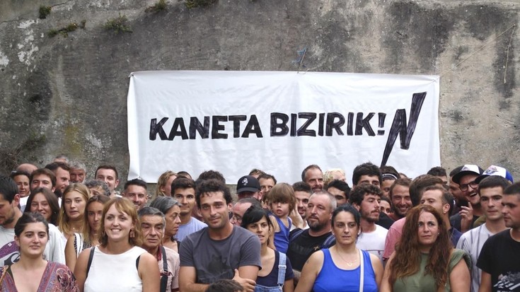 Enbata gaztetxeko lapurreta salatzeko elkarretaratzea deitu dute arratsalderako